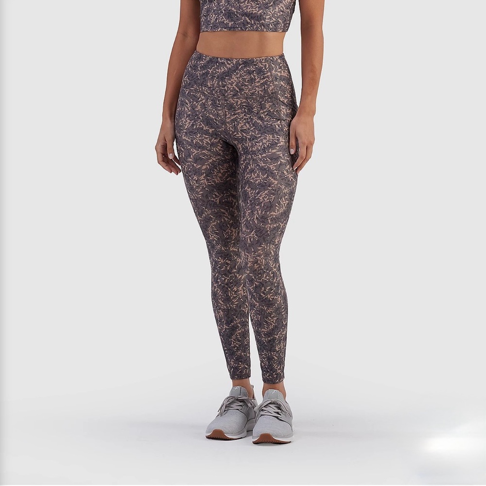 Freely Women's Haven Luxe Legging- NWT
